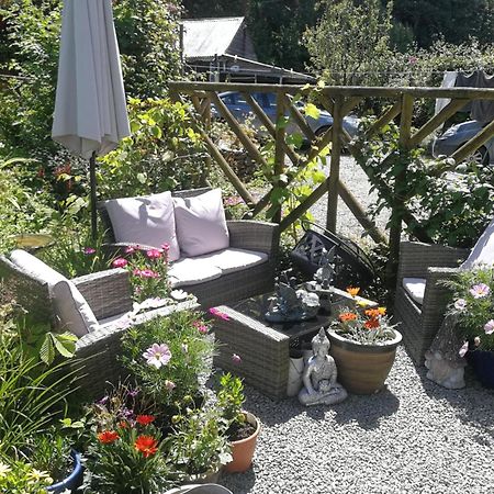 Yr Hen Farcdy Bed & Breakfast Talsarnau Bagian luar foto