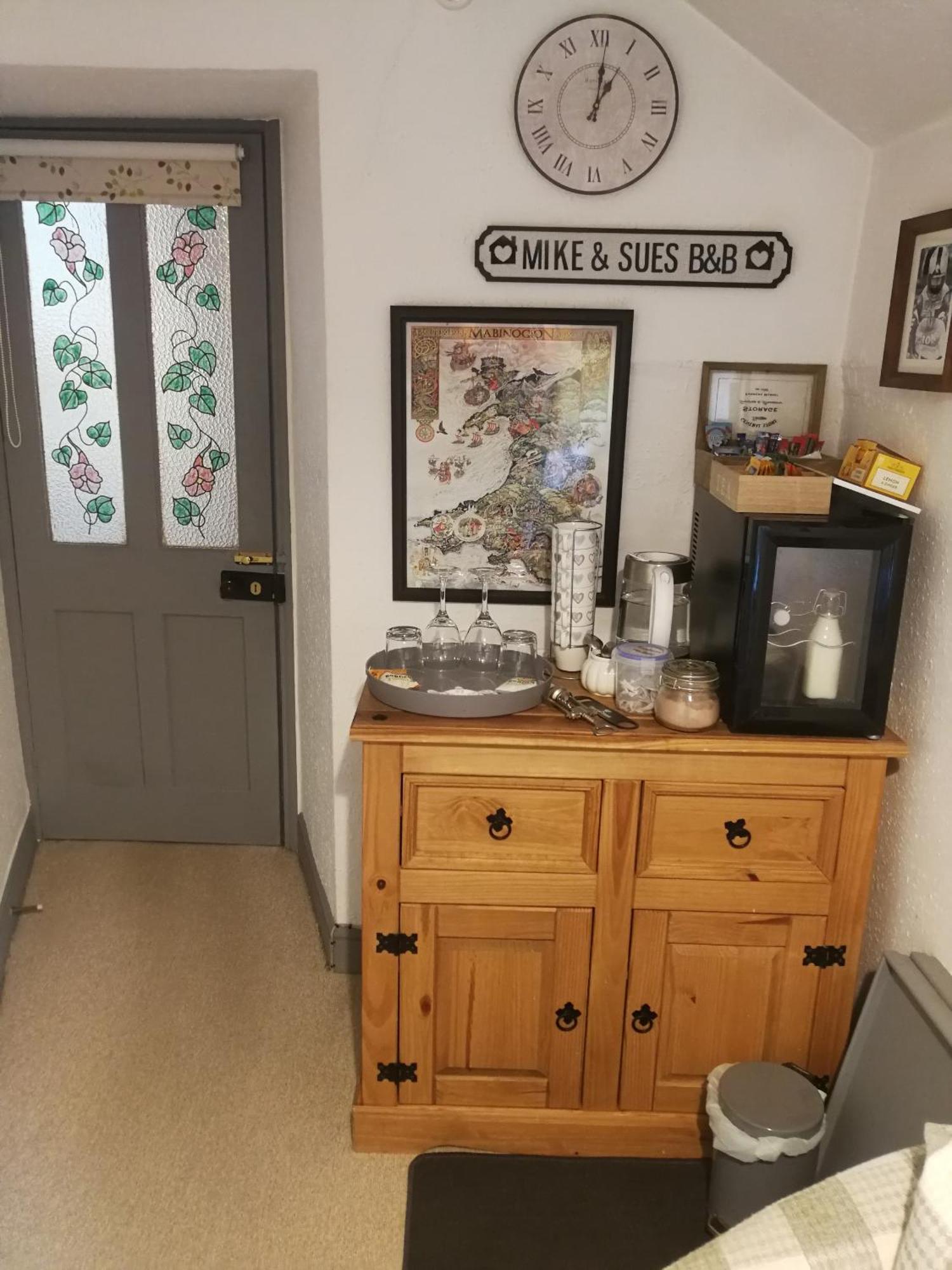 Yr Hen Farcdy Bed & Breakfast Talsarnau Bagian luar foto